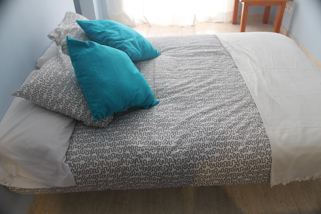 Apartaments Can Claudi Tossa de Mar Chambre photo