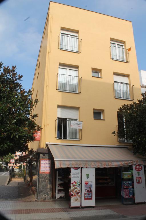Apartaments Can Claudi Tossa de Mar Extérieur photo